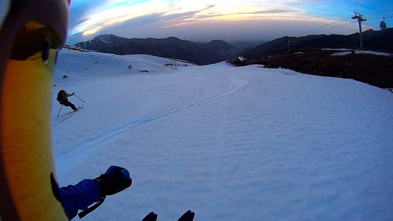 vlcsnap-2015-05-14-19h03m13s142