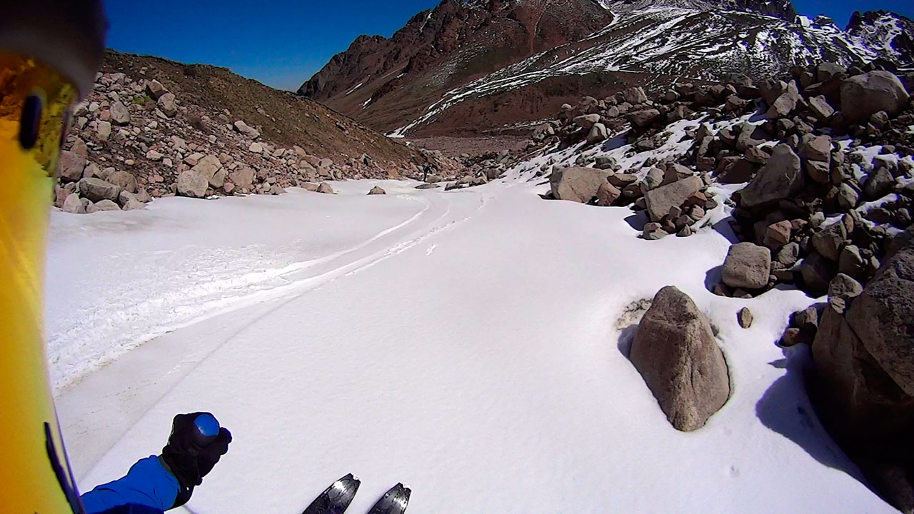 vlcsnap-2015-06-14-21h19m00s438